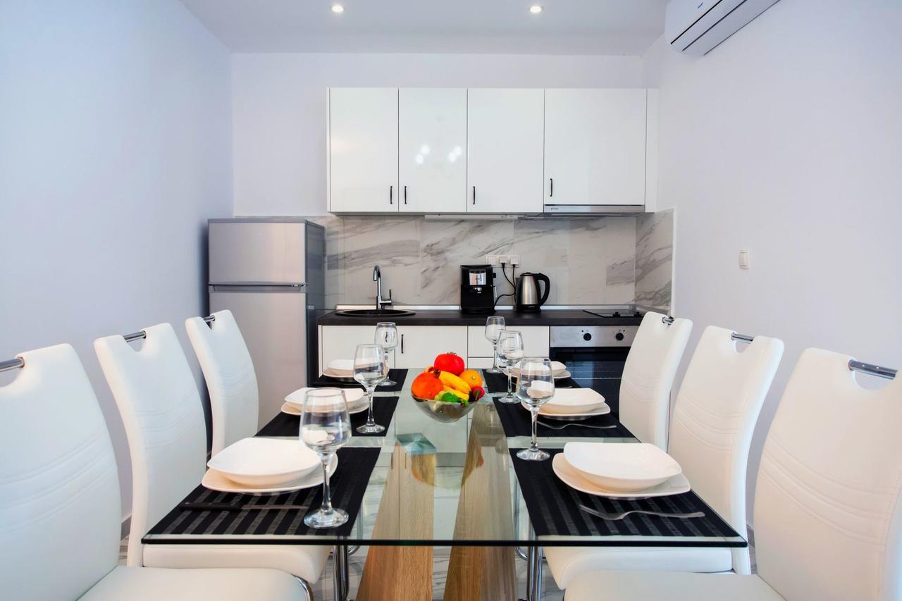 Salonikiou Beach Apartments & Villas Ájosz Nikólaosz Kültér fotó