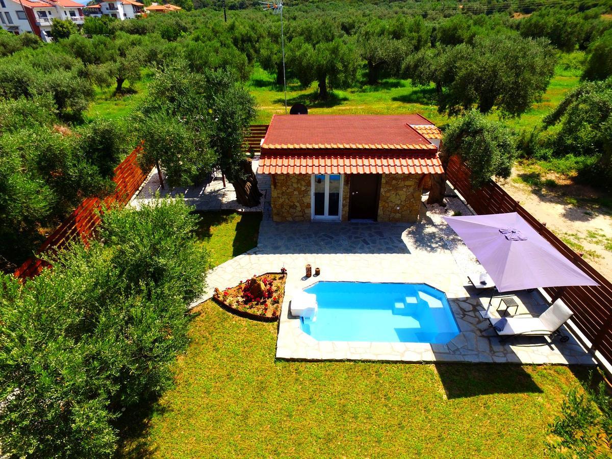Salonikiou Beach Apartments & Villas Ájosz Nikólaosz Kültér fotó
